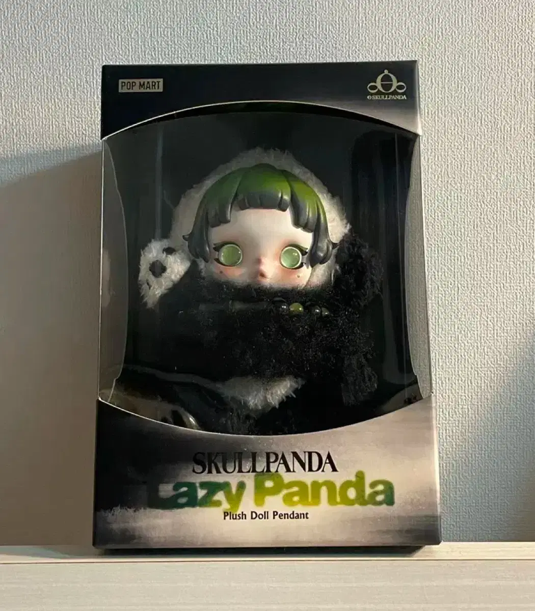 POP MART (ポップマート ) Skull Panda(スカルパンダ) リラックス